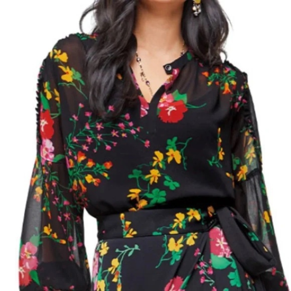 NWT CAbi Thespian Blouse #5706  Floral Pullover Ruffle Sleeve Blouse